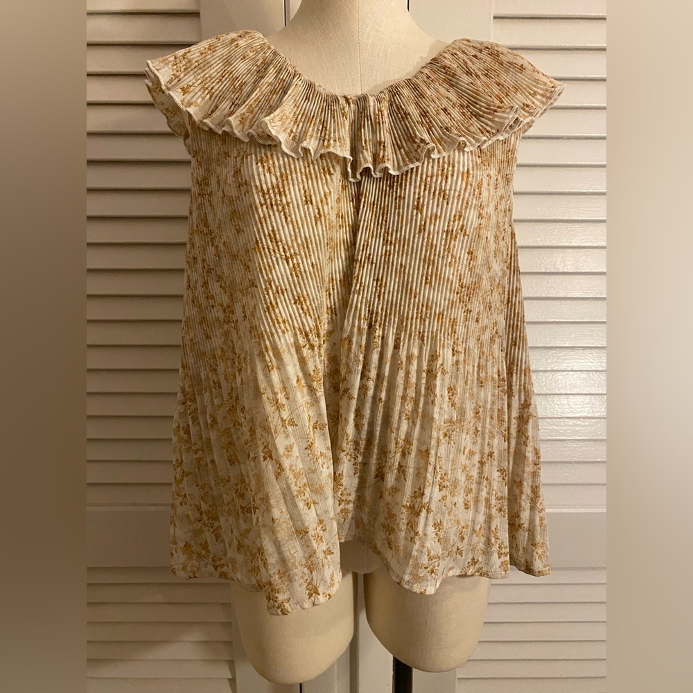 Entro Cream Ruffled Pleated Collar Blouse- Size Small
